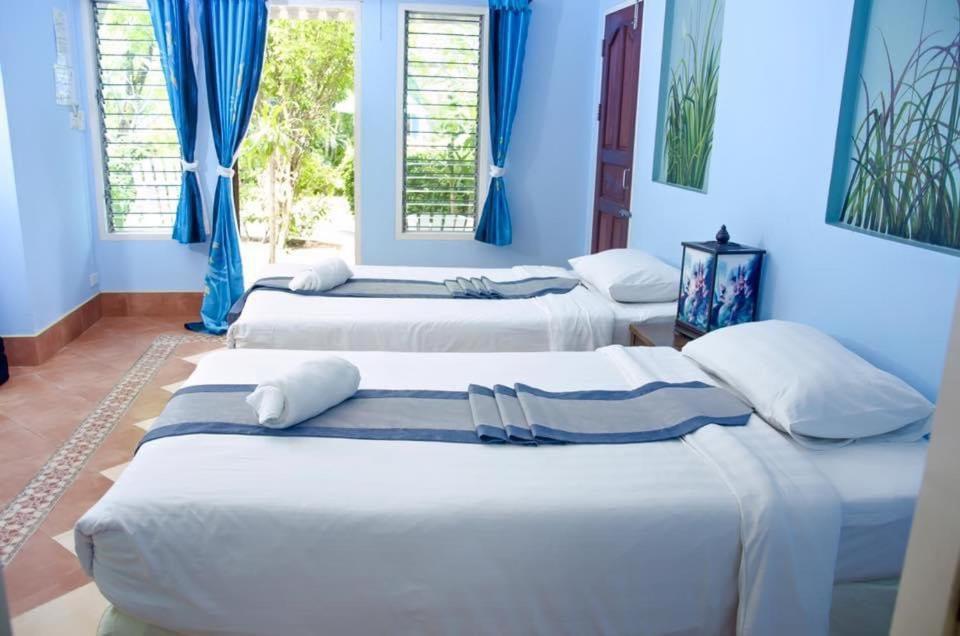Baanmontra Beach Resort - Bankrut Екстериор снимка