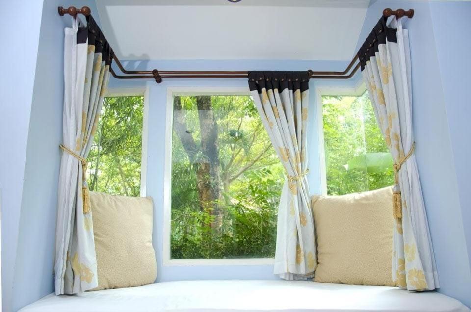 Baanmontra Beach Resort - Bankrut Екстериор снимка