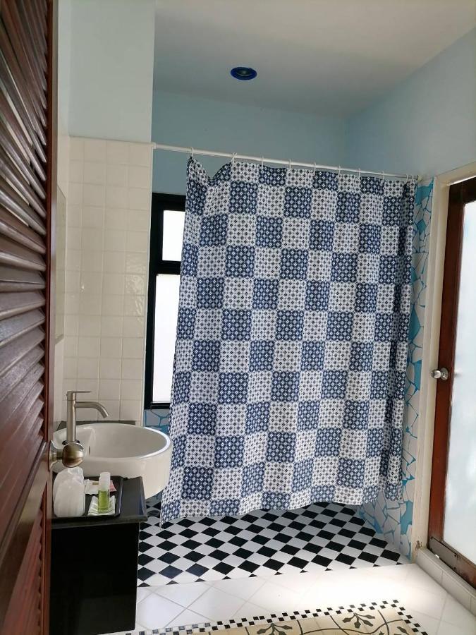 Baanmontra Beach Resort - Bankrut Екстериор снимка
