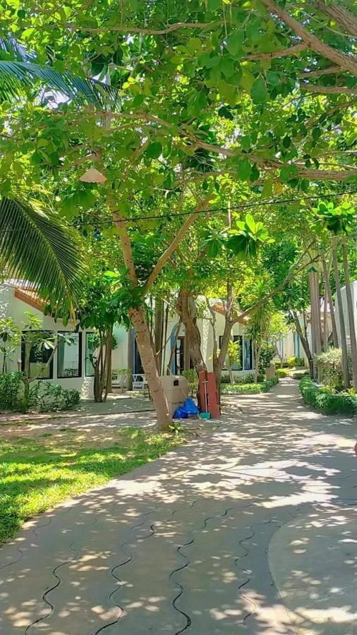 Baanmontra Beach Resort - Bankrut Екстериор снимка